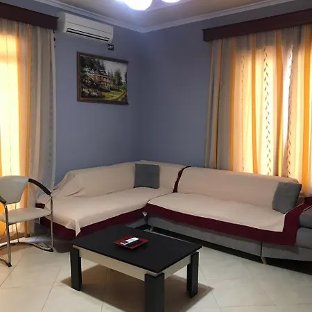 Boutique Patricia Tirana